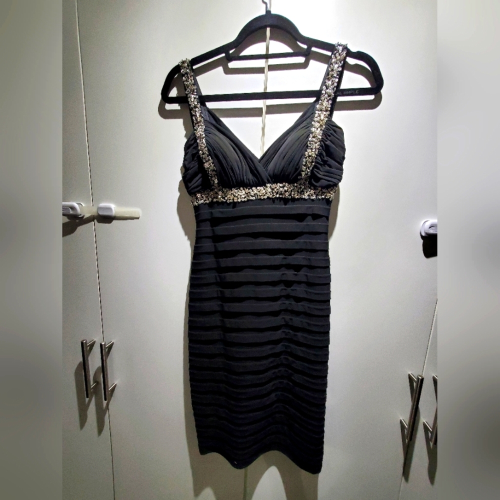 BETSEY ADAM black dress